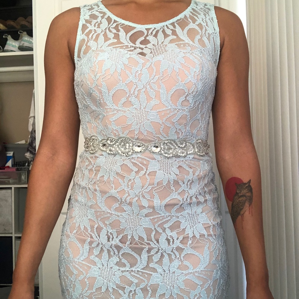 Mermaid fit lace prom dress